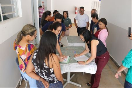 Professores de Confresa recebem forma