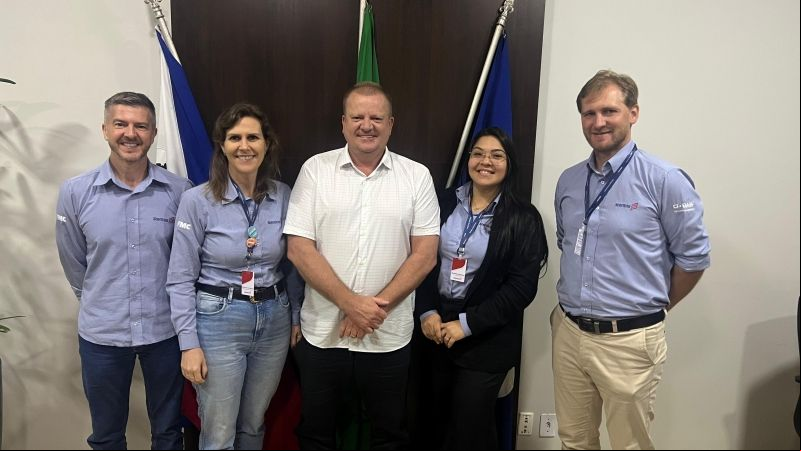Prefeito Ricardo Babinski Recebe Representantes da 3tentos em Confresa