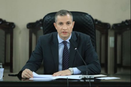 Juiz arquiva investiga