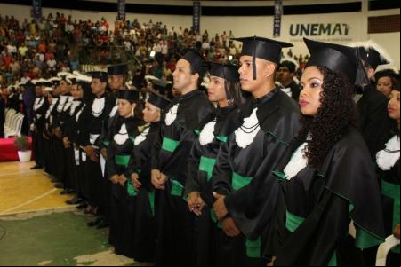 Unemat forma primeira turma de Medicina