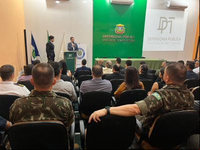Servidores estaduais debatem decis