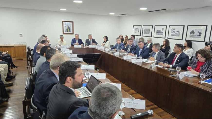 Governador defende compartilhamento de recursos para minimizar ocorr