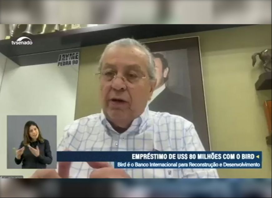 Jayme Campos vota por empr