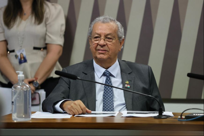 Jayme Campos chama deputado franc