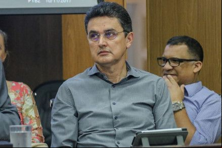 MPE apura superfaturamento de 359% em contrato da Seduc