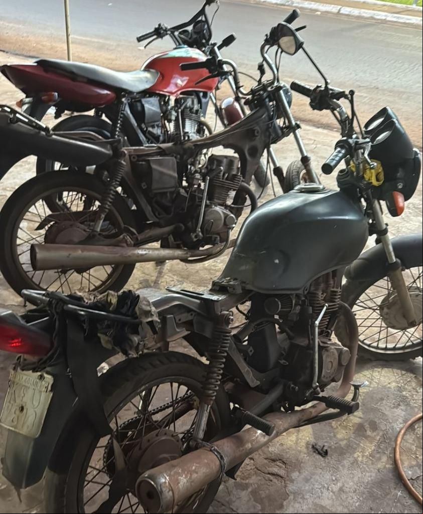 Motocicletas com sinais de adultera