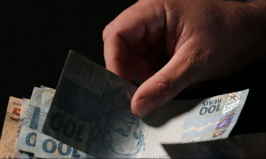 Caixa paga novo Bolsa Fam